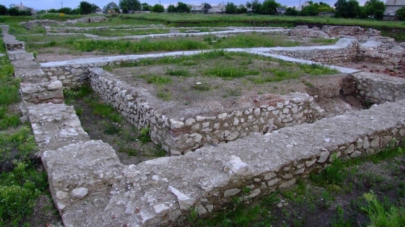 PRINCIPIA - Clădirea comandamentului Castrul Roman Potaissa TURDA
