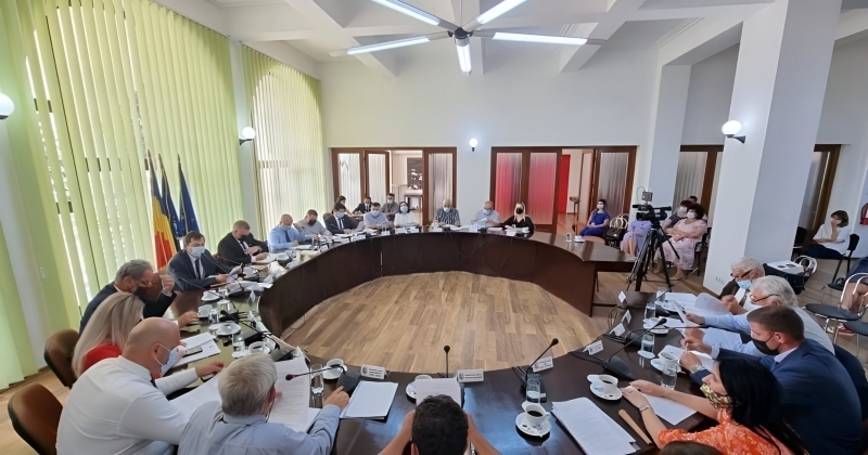 Scandal mare la Câmpia Turzii privind construcția de noi locuințe! FRÂNĂ URBANISMULUI!!!