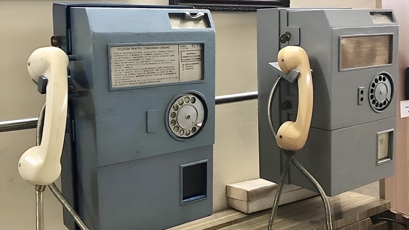 CÂMPIA TURZII - Pe vremea telefonului cu fise 