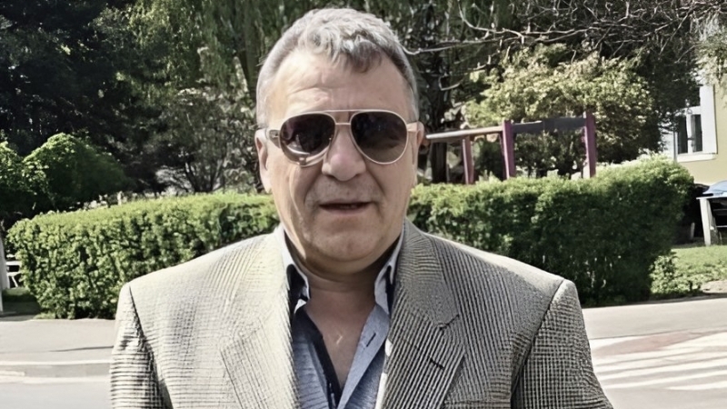 De prea multe ori, în ultima vreme, se remarcă ușurința pe care o au, în abordări, unii recenzori – fie în gratulații și în elogii nejustificate aduse autorilor…