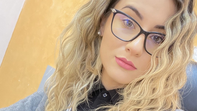 Dialoguri deschise între psihologul Petre Pop și ec. Paula Hirișcău pe tema: “Generația Social Media - Navigând între conexiunea virtuală și viața reală”