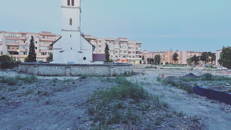 Câmpia Turzii - Oraș fără viață, fără flori, înecat în betoane și haos