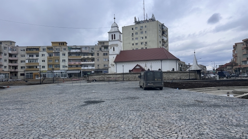 Locuitorii din Câmpia Turzii sunt extrem de NEMULȚUMIȚI de starea în care se află orașul! 